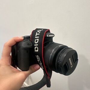 Canon EOS 700D With EFS 18-55mm Lens